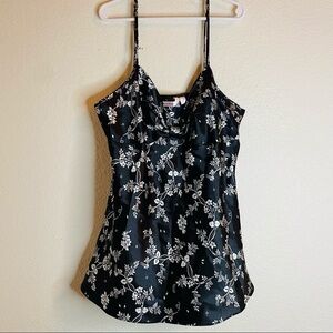 La Vie en Rose Floral Camisole Size: Small